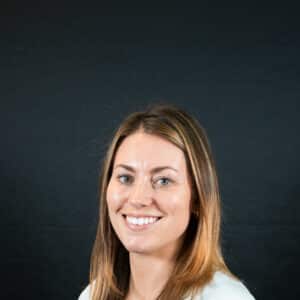 Lindsey Ayres